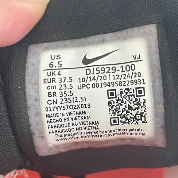 Nike React Escape Run Shoe Women's Green/White, DJ5929-100, Size 6.5 WORN ONCE - Picture 10 of 10